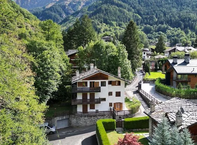 Apartament Il Rifugio Del Viaggiatore Courmayeur